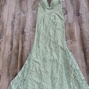 Bride or prom dress size 4